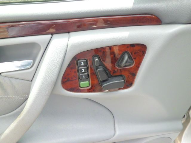 Mercedes-Benz E-Class 2000 photo 4