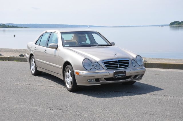 Mercedes-Benz E-Class 2000 photo 4