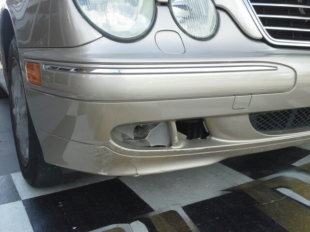 Mercedes-Benz E-Class 2001 photo 1