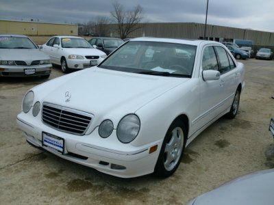 Mercedes-Benz E-Class 2001 photo 3