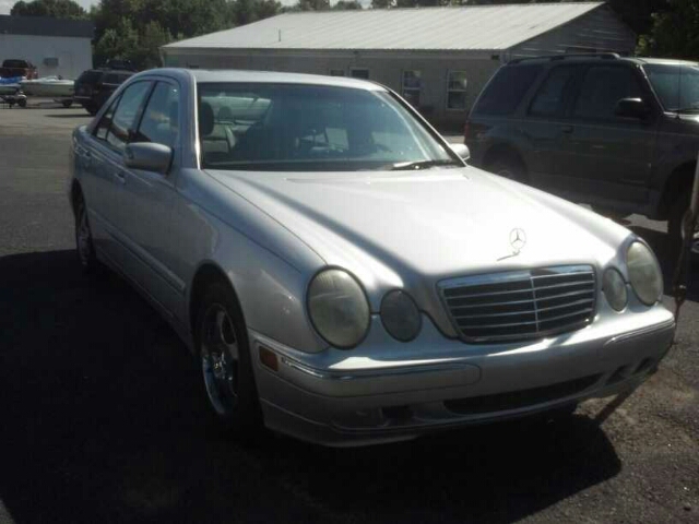 Mercedes-Benz E-Class 2001 photo 5
