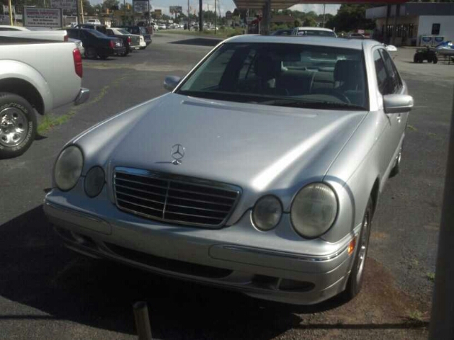 Mercedes-Benz E-Class 2001 photo 6
