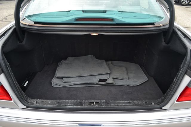 Mercedes-Benz E-Class 2002 photo 12
