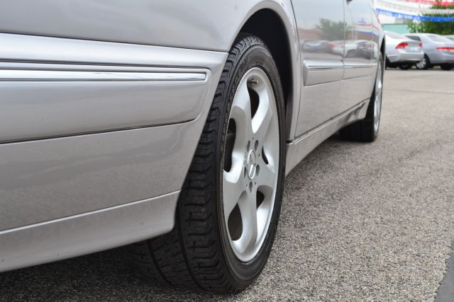 Mercedes-Benz E-Class 2002 photo 46