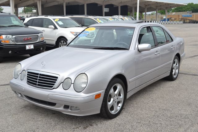 Mercedes-Benz E-Class 2002 photo 47