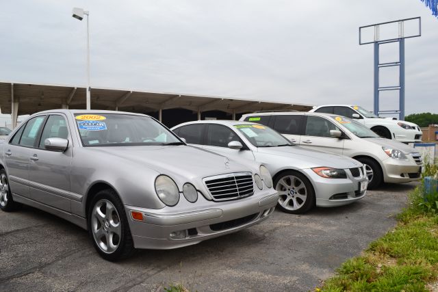 Mercedes-Benz E-Class 2002 photo 8