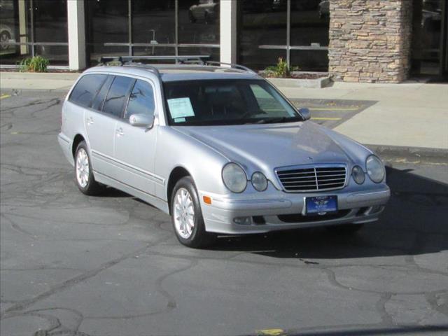 Mercedes-Benz E-Class 2002 photo 2