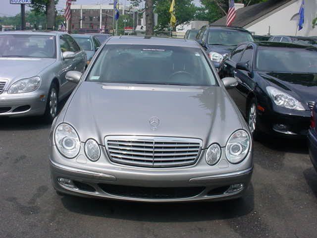 Mercedes-Benz E-Class 2003 photo 3