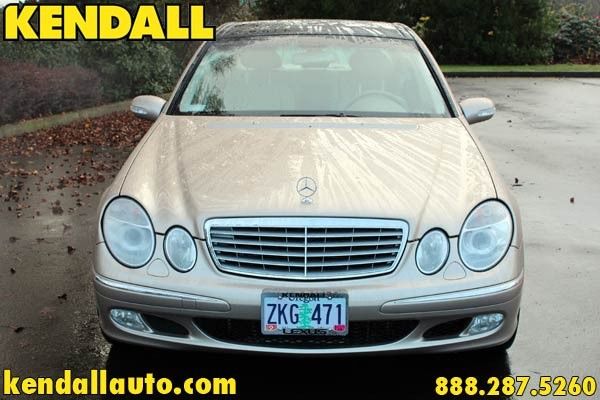 Mercedes-Benz E-Class 2003 photo 3