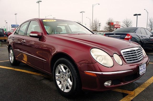 Mercedes-Benz E-Class 2003 photo 2