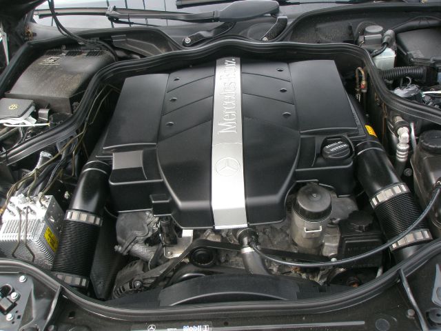 Mercedes-Benz E-Class 2003 photo 0
