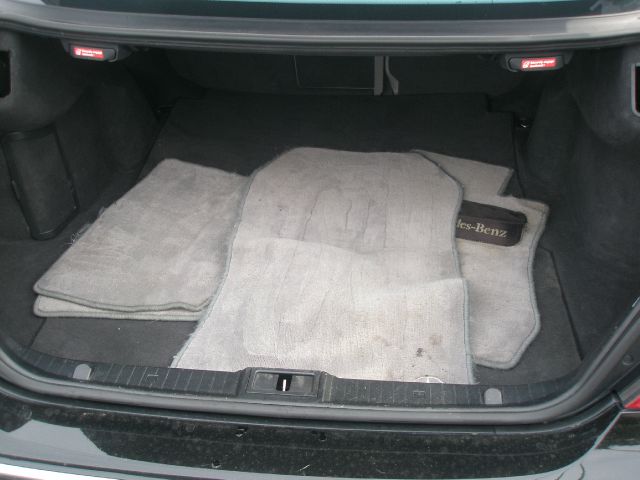 Mercedes-Benz E-Class 2003 photo 34