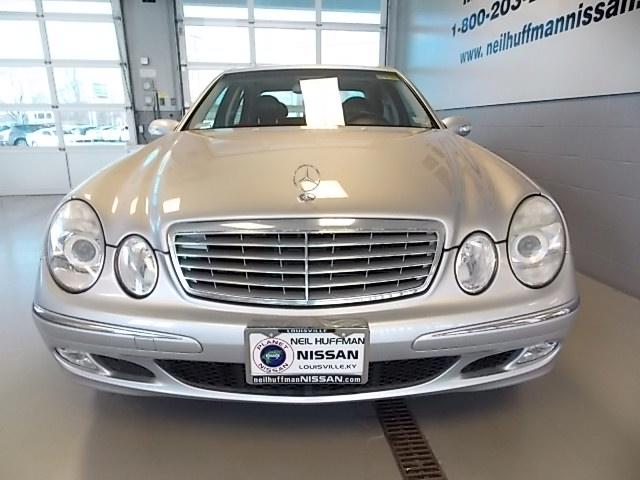 Mercedes-Benz E-Class 2003 photo 2