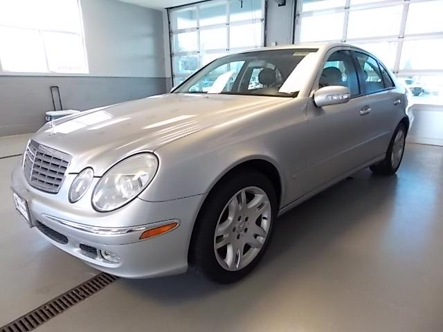 Mercedes-Benz E-Class 2003 photo 3