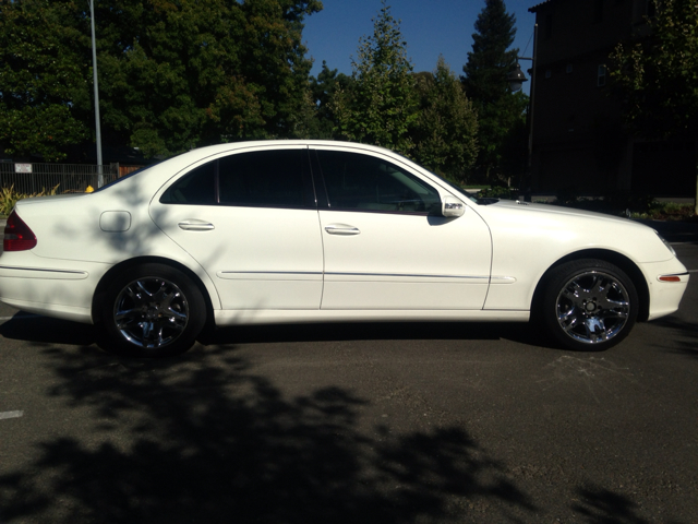 Mercedes-Benz E-Class SLT W/ Hemi Sedan