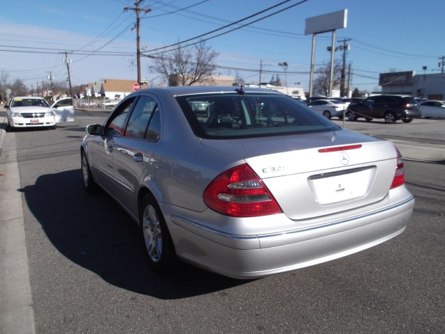 Mercedes-Benz E-Class 2003 photo 4