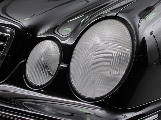 Mercedes-Benz E-Class 2003 photo 1