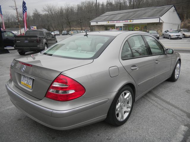 Mercedes-Benz E-Class SLT W/ Hemi Unspecified