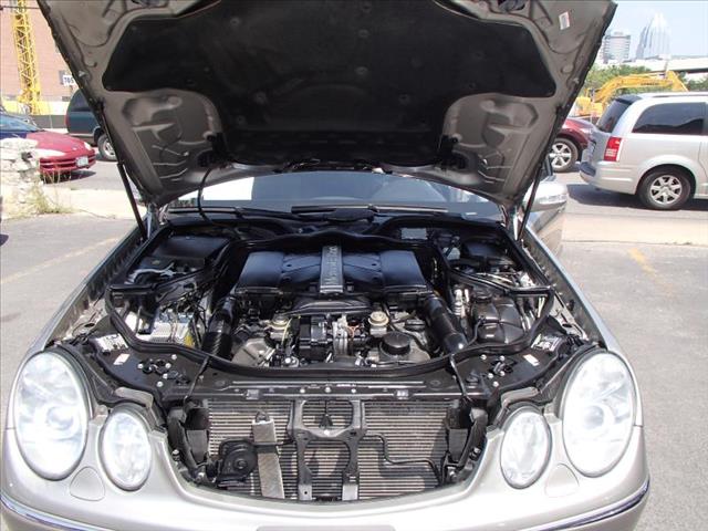 Mercedes-Benz E-Class 2003 photo 17