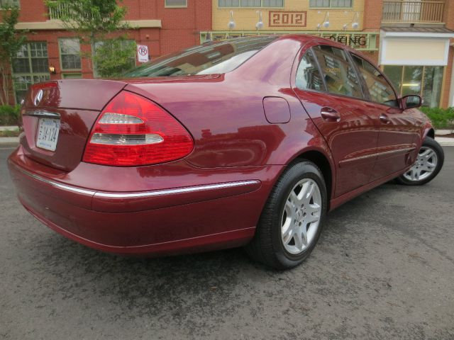 Mercedes-Benz E-Class 2003 photo 31