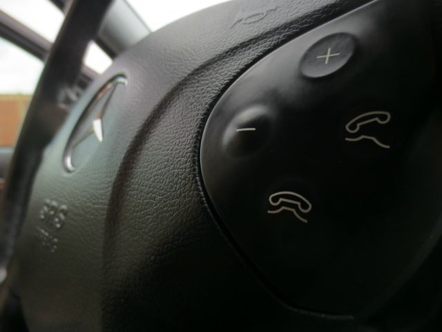 Mercedes-Benz E-Class 2003 photo 4