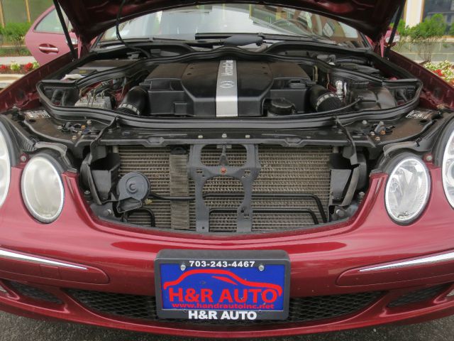 Mercedes-Benz E-Class 2003 photo 9