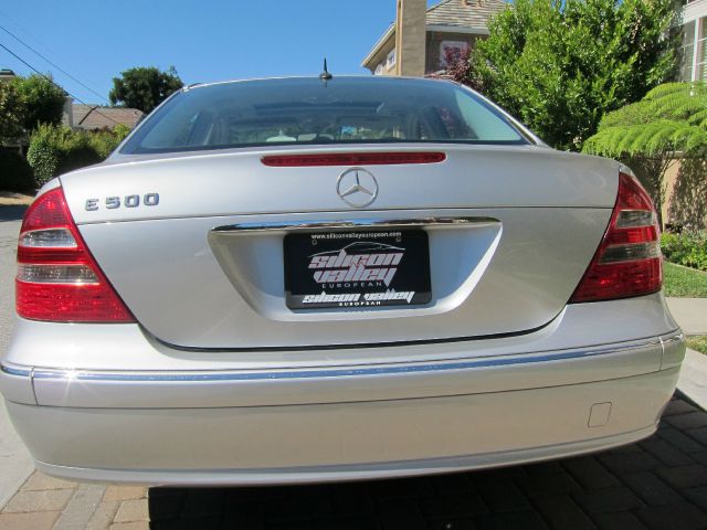 Mercedes-Benz E-Class 2003 photo 4