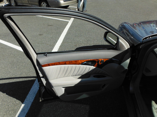 Mercedes-Benz E-Class 2003 photo 4