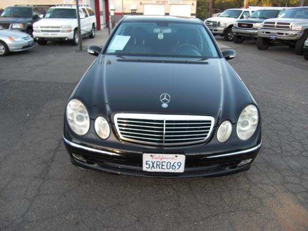 Mercedes-Benz E-Class 2003 photo 3