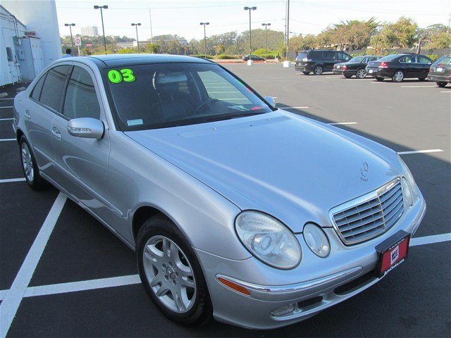 Mercedes-Benz E-Class 2003 photo 3