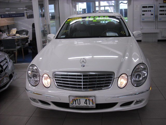 Mercedes-Benz E-Class 2003 photo 2