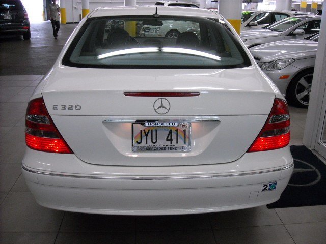 Mercedes-Benz E-Class 2003 photo 4