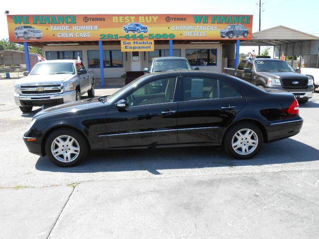 Mercedes-Benz E-Class 2003 photo 19