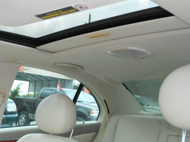 Mercedes-Benz E-Class 2003 photo 4