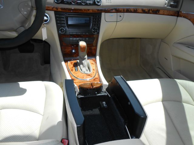 Mercedes-Benz E-Class 2003 photo 5