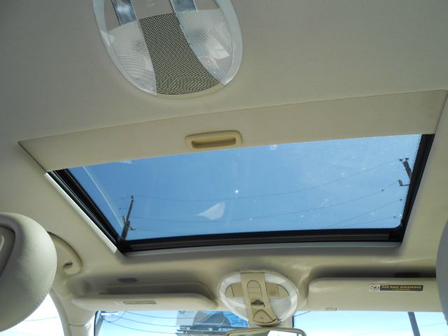 Mercedes-Benz E-Class 2003 photo 8