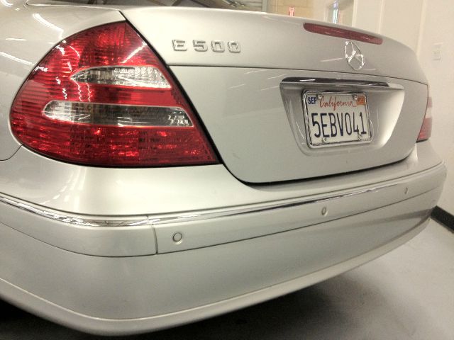 Mercedes-Benz E-Class 2003 photo 21