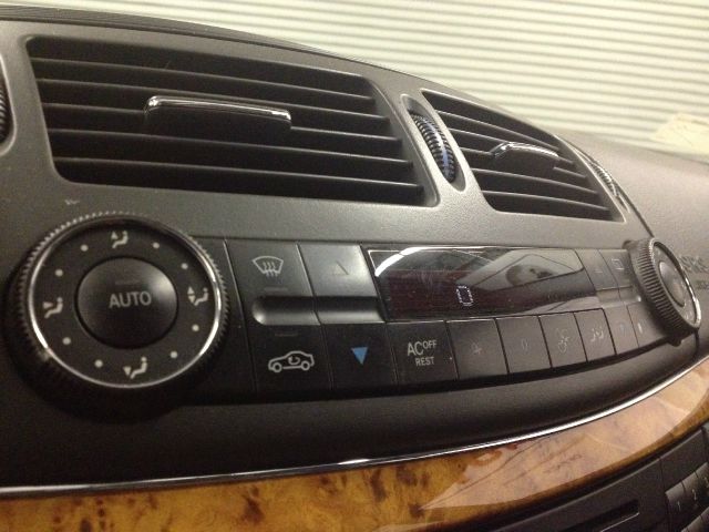 Mercedes-Benz E-Class 2003 photo 5