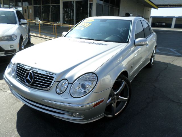 Mercedes-Benz E-Class 2003 photo 4