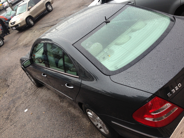 Mercedes-Benz E-Class 2003 photo 4