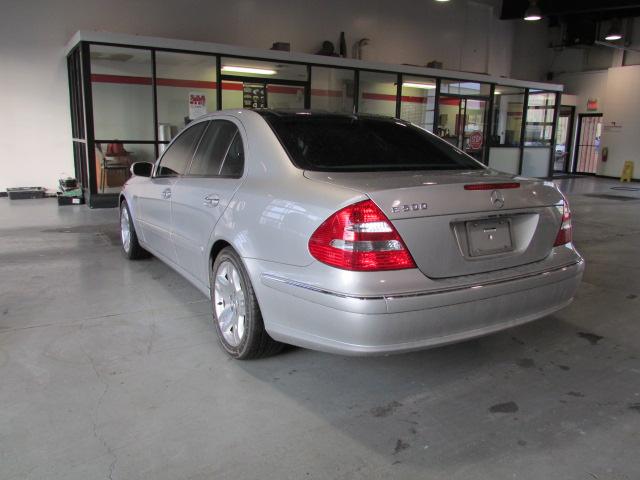 Mercedes-Benz E-Class 2003 photo 3