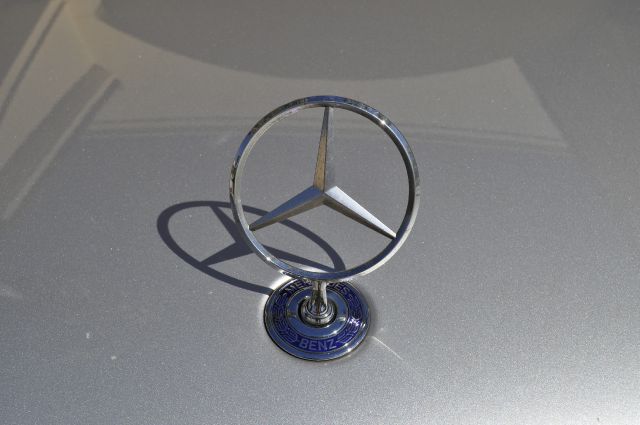 Mercedes-Benz E-Class 2003 photo 3
