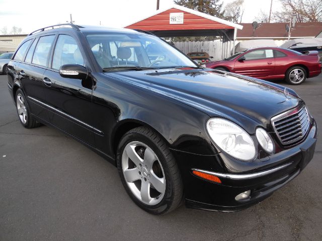 Mercedes-Benz E-Class 2004 photo 1