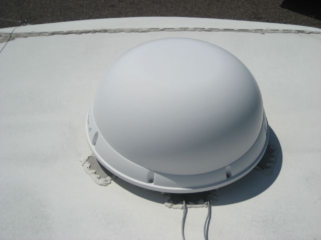 Mercedes-Benz E-Class 2004 photo 19