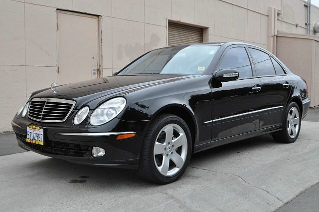 Mercedes-Benz E-Class 2004 photo 4