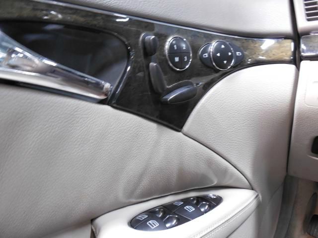 Mercedes-Benz E-Class 2004 photo 1