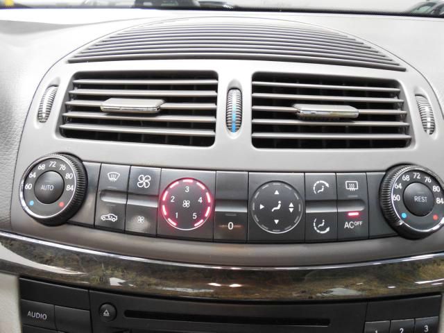 Mercedes-Benz E-Class 2004 photo 5