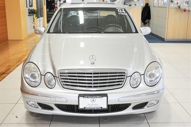 Mercedes-Benz E-Class 2004 photo 4