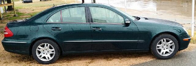 Mercedes-Benz E-Class 2004 photo 1