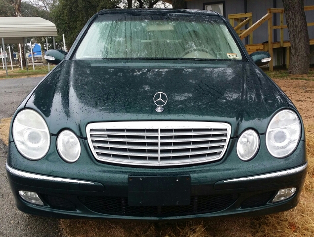 Mercedes-Benz E-Class 2004 photo 4